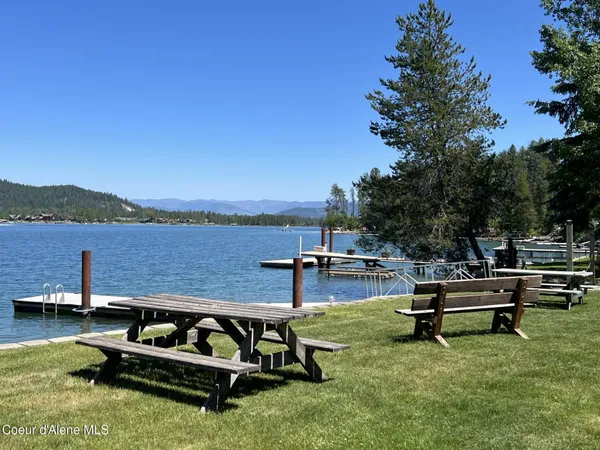 $775,000 | 1205 Wooded Acres Drive, Sagle, ID 83860