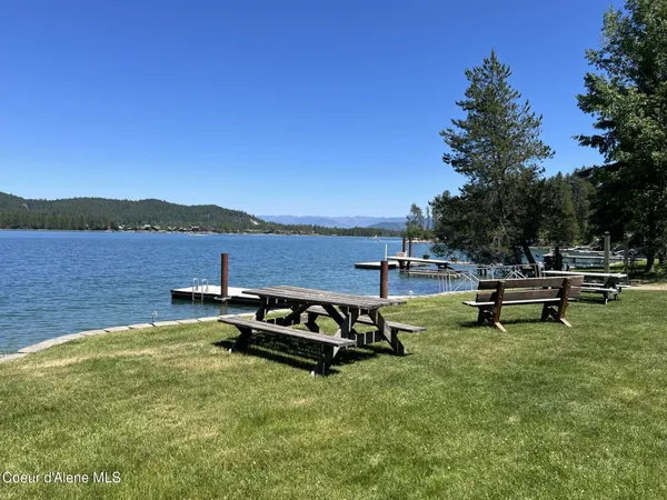 $775,000 | 1205 Wooded Acres Drive, Sagle, ID 83860