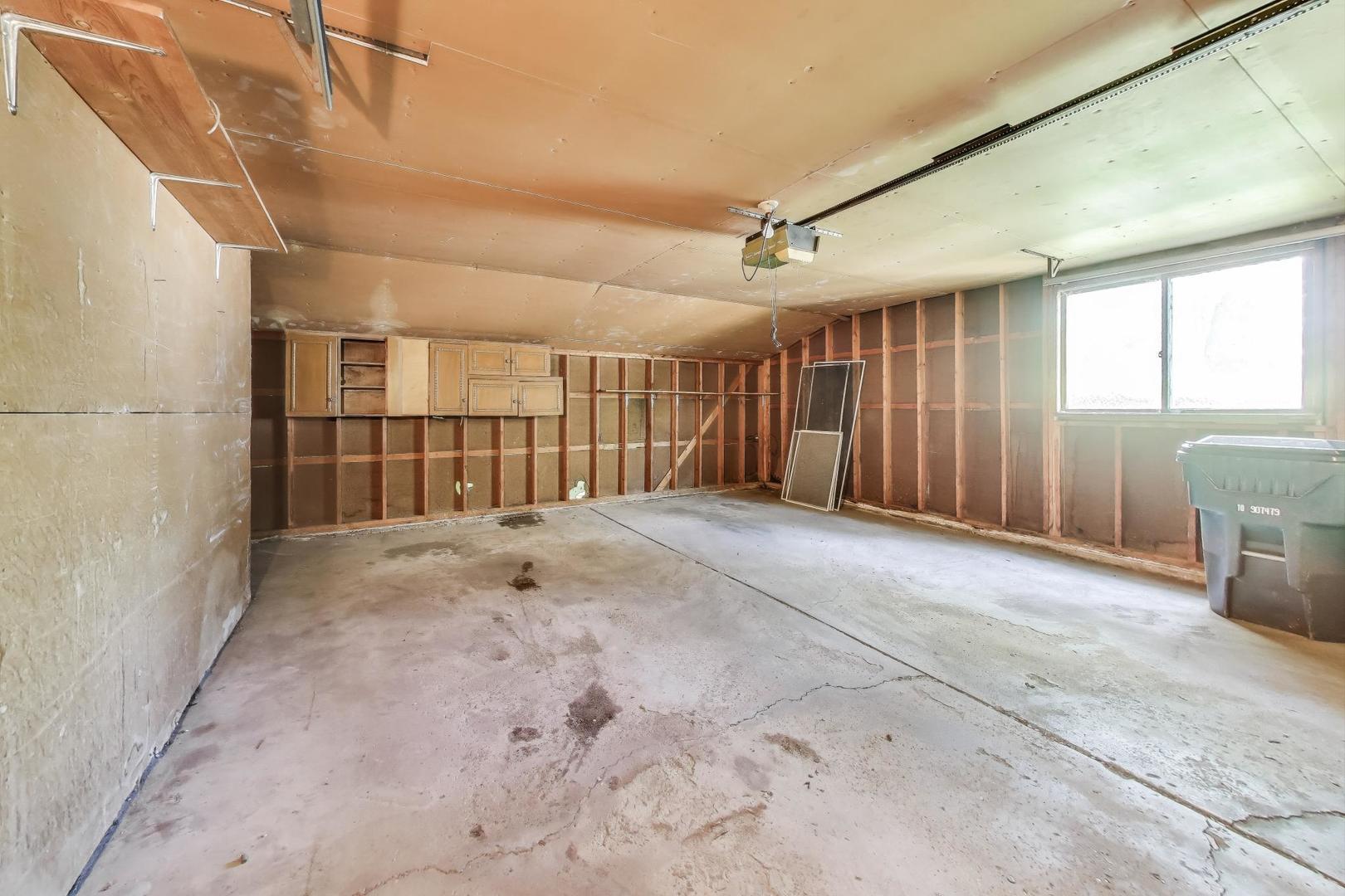 3509 Lawson Road Glenview, IL 60026 - Photo 28 of 54 a view of livingroom with an empty space