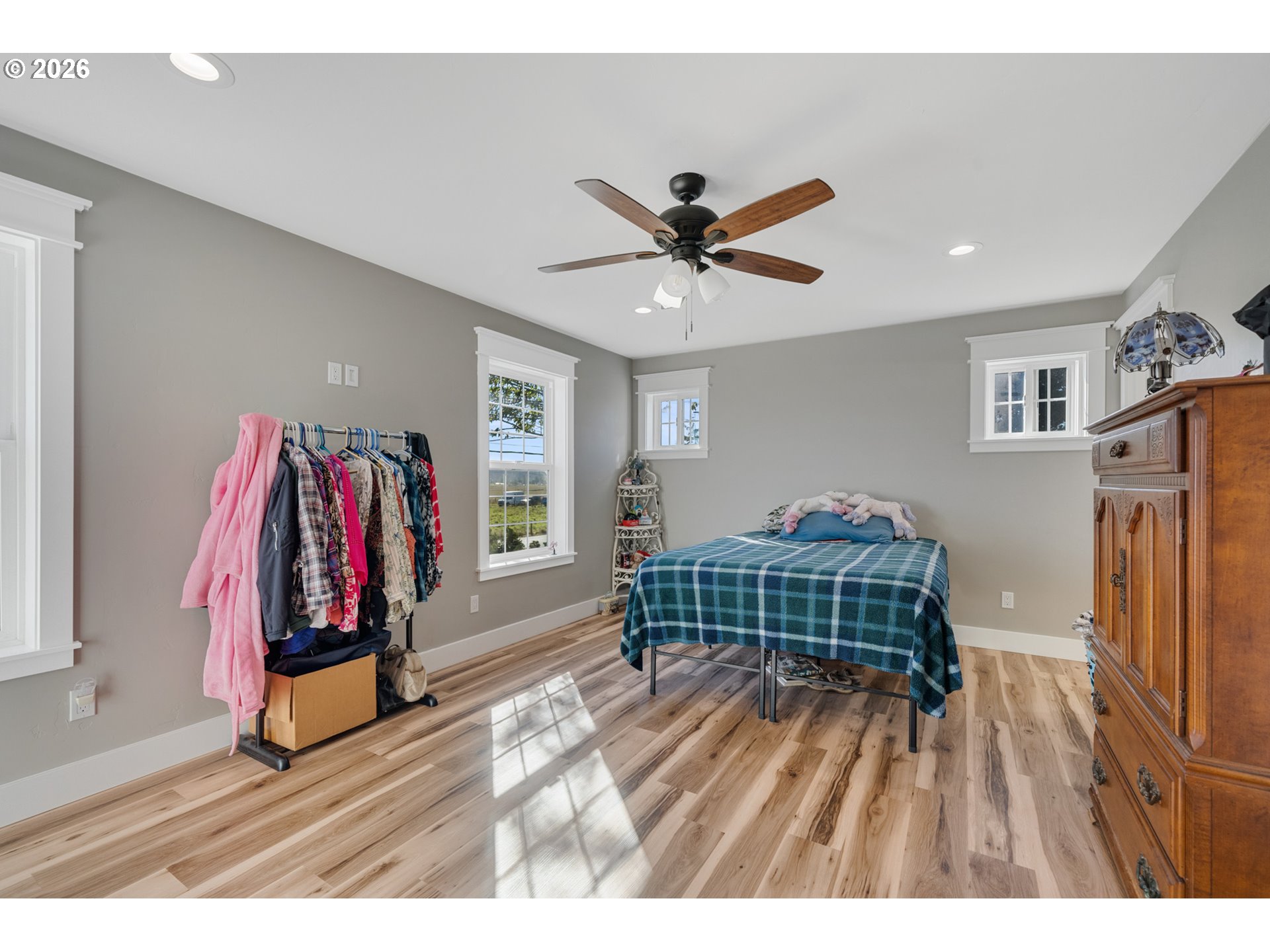4004 12th Street Tillamook, OR 97141 - Photo 7 of 19