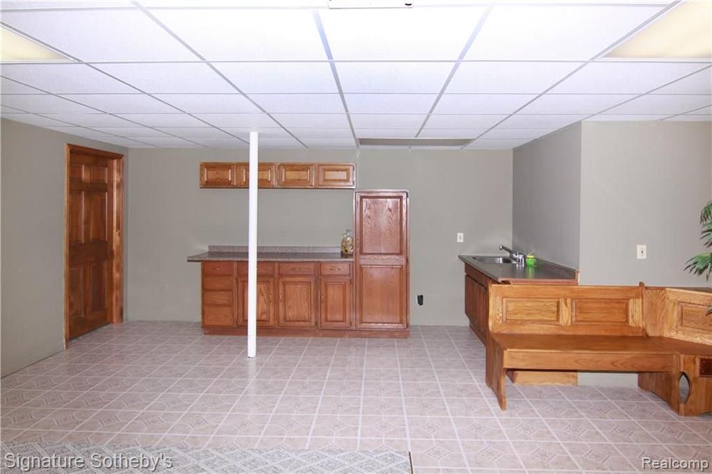 30895 Country Ridge Circle Farmington Hills, MI 48331 - Photo 29 of 43