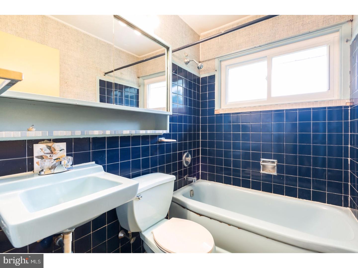 37 Quiet Road Levittown, PA 19057 - Photo 11 of 19 Bathroom