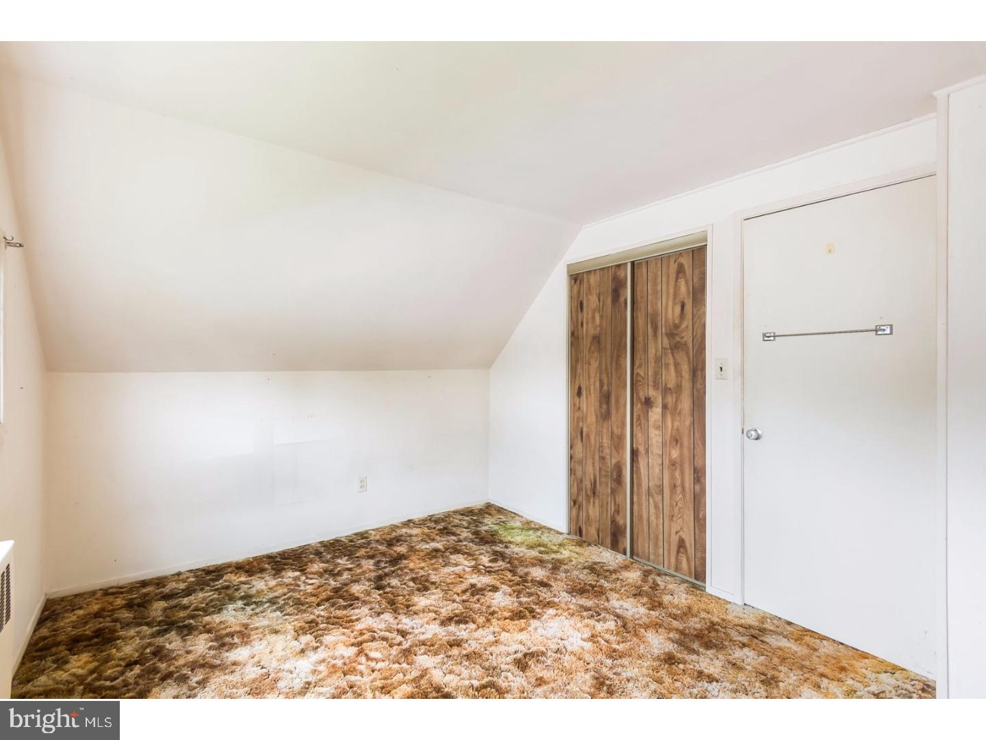 37 Quiet Road Levittown, PA 19057 - Photo 15 of 19 Bedroom 4