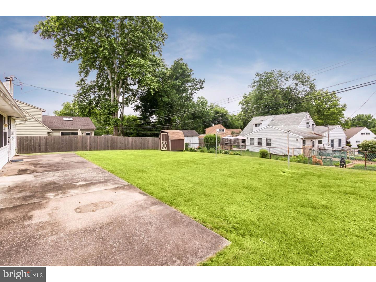 37 Quiet Road Levittown, PA 19057 - Photo 18 of 19 Back Yard