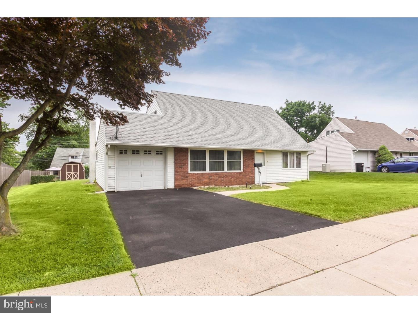 37 Quiet Road Levittown, PA 19057 - Photo 19 of 19 Driveway