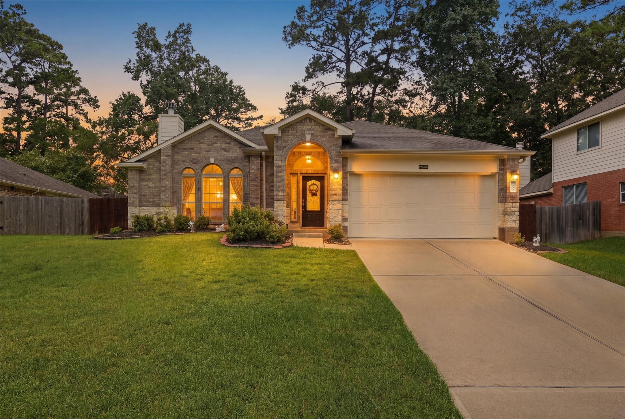 3307 Woodchuck Road Montgomery, TX 77356 - Photo 2 of 27 Gallery Image 2