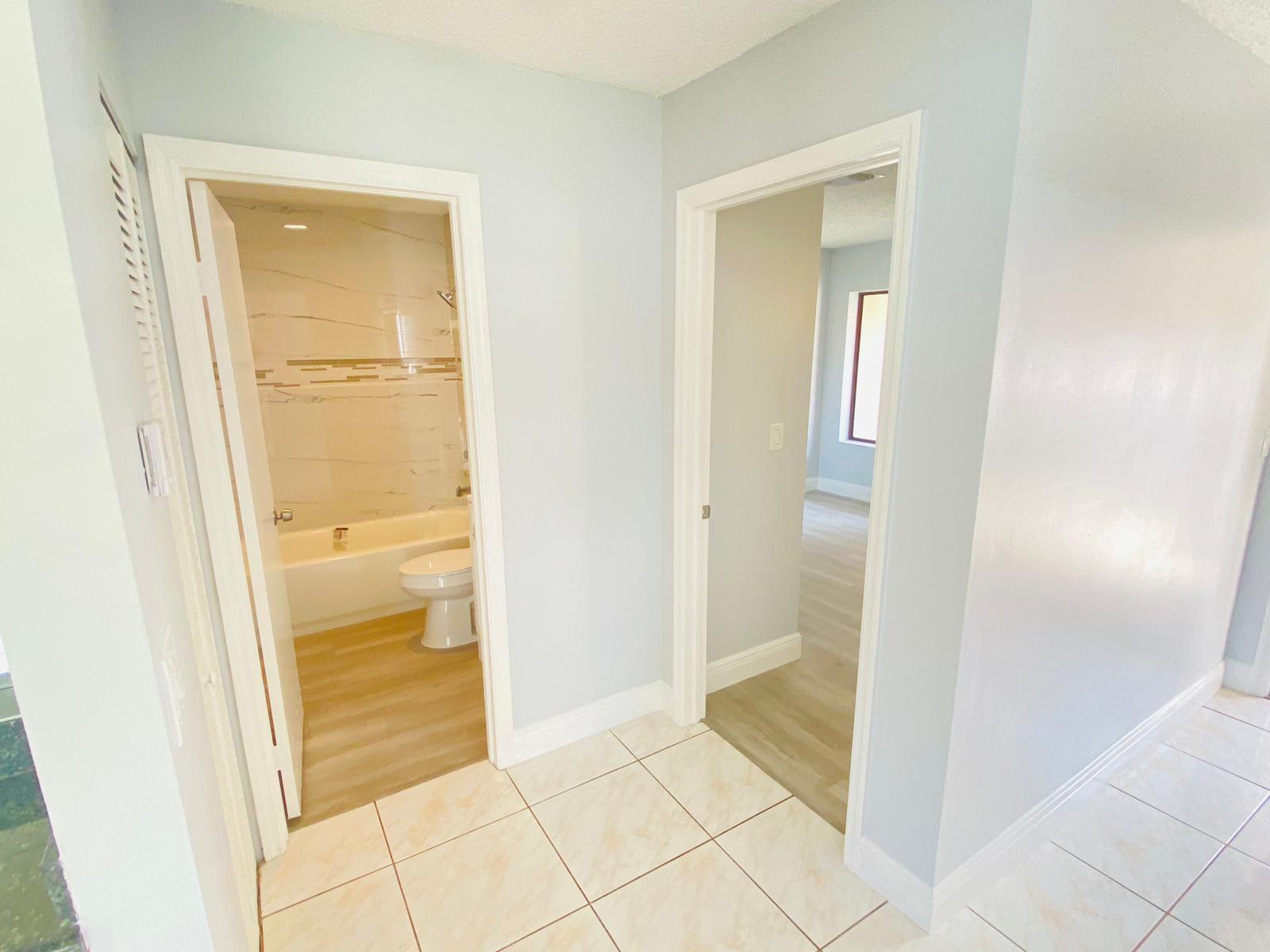 301 East Club Circle, Unit 207 Boca Raton, FL 33487 - Photo 8 of 33 WhatsApp Image 2023-11-17 at 5.19.59 PM
