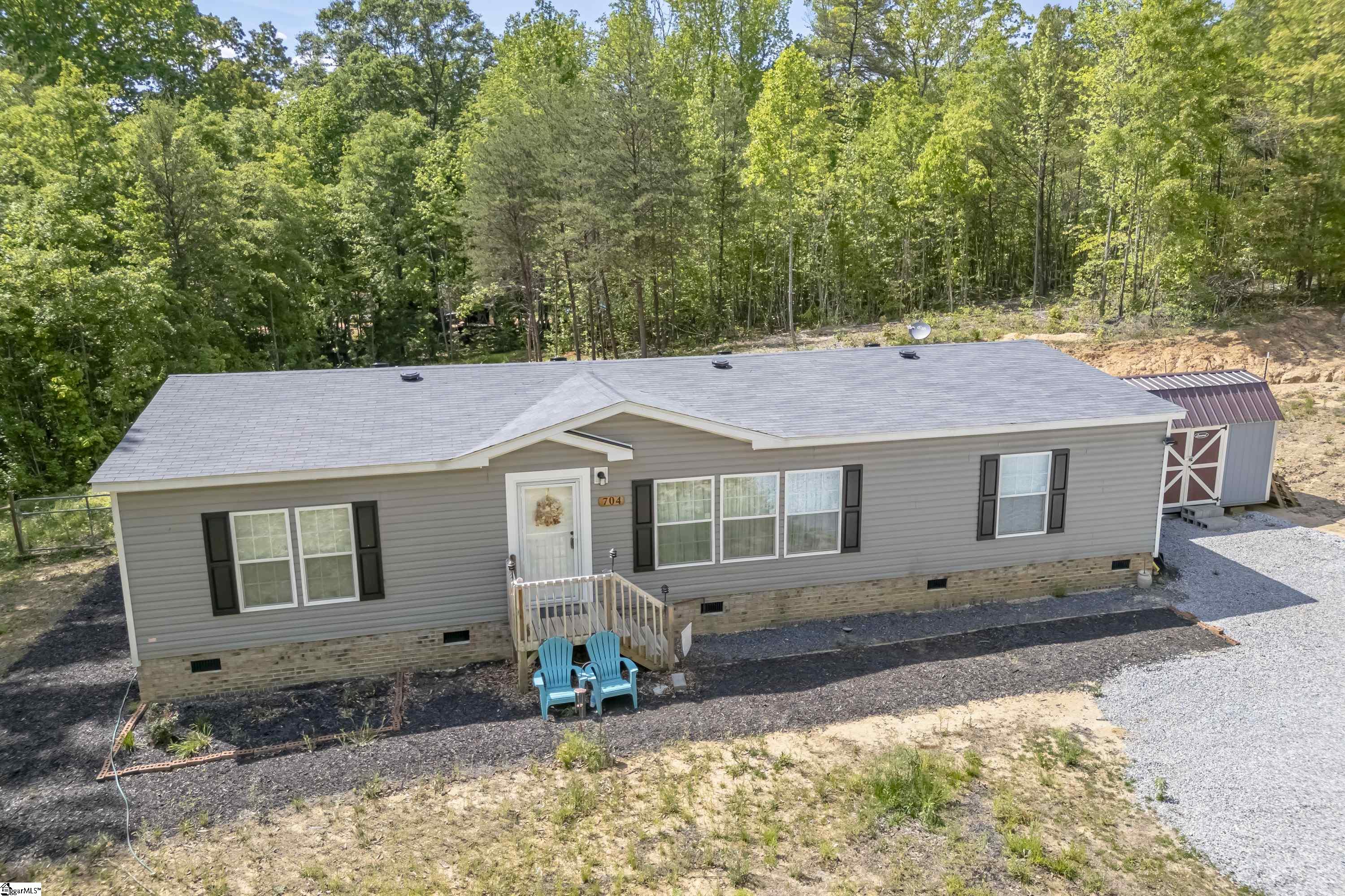 704 Freeman Bridge Road Marietta, SC 29661 - Photo 3 of 24