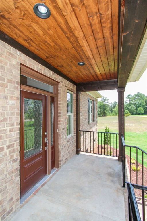 121 Langwell Drive Anderson, SC 29621 - Photo 3 of 36