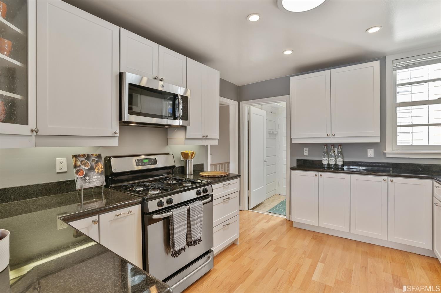 1342 Broadway San Francisco, CA 94109 - Photo 13 of 35