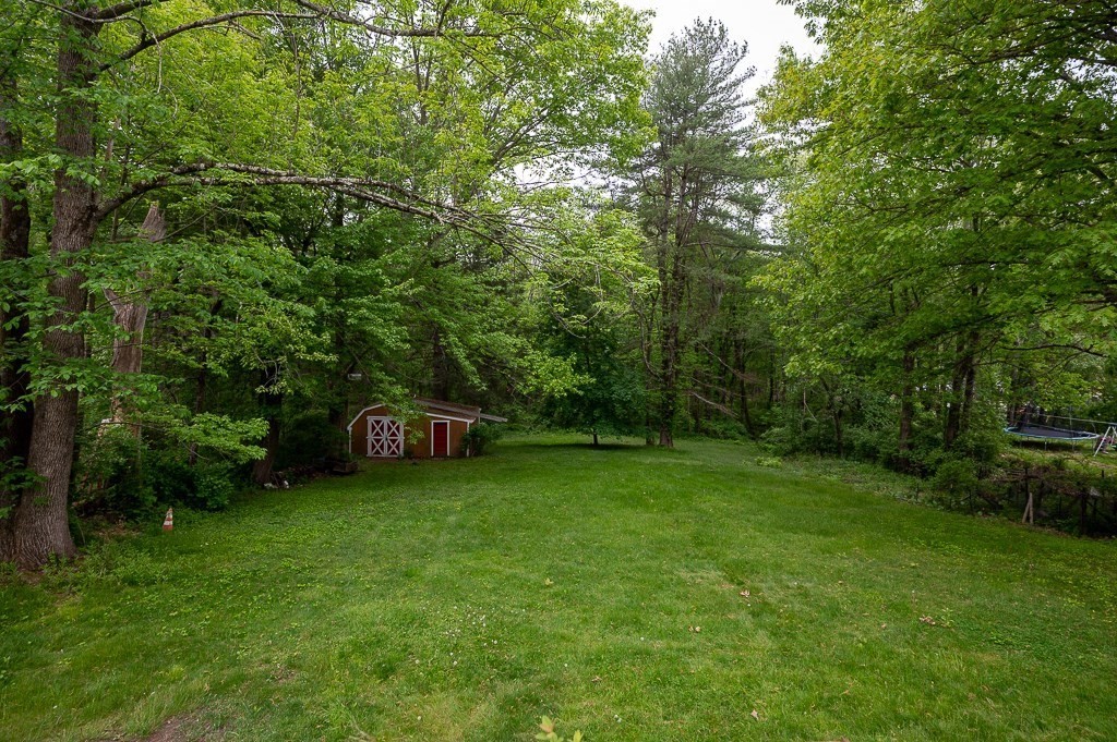 22 Comins Road Oxford, MA 01537 - Photo 35 of 42