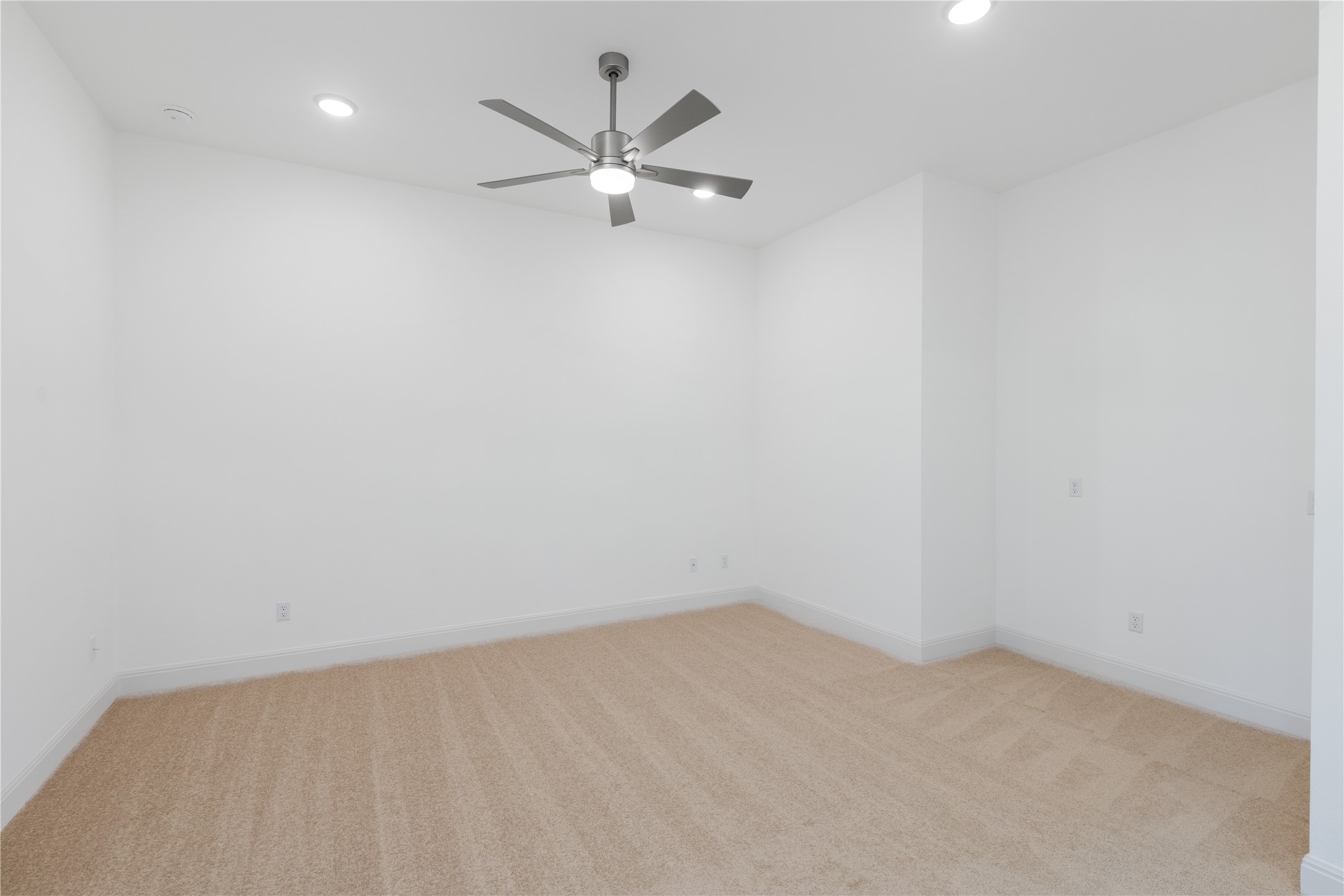 905 South Hemingway Loop Liberty Hill, TX 78642 - Photo 20 of 35 a view of a big room with a fan