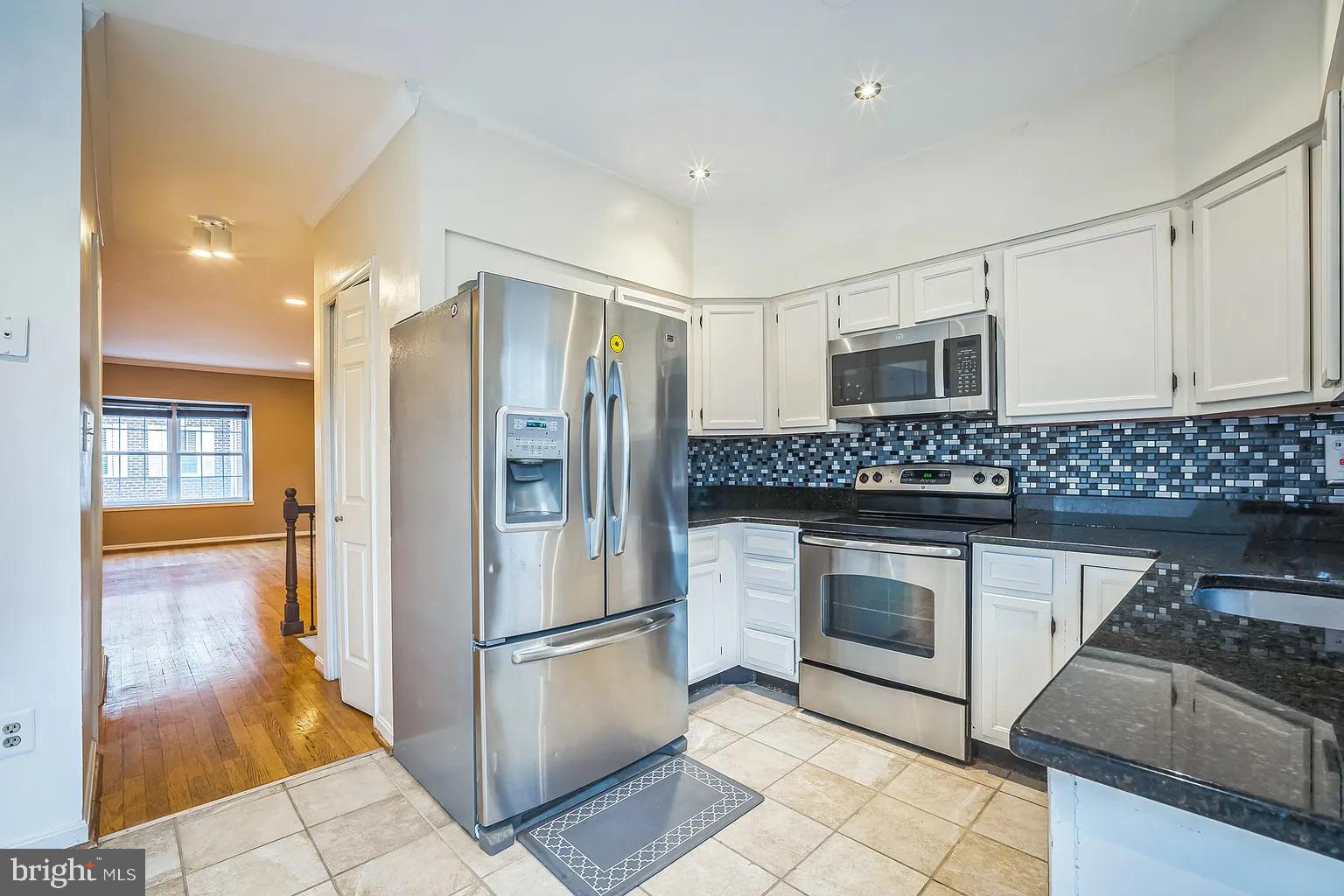 948 South Rolfe Street Arlington, VA 22204 - Photo 11 of 14