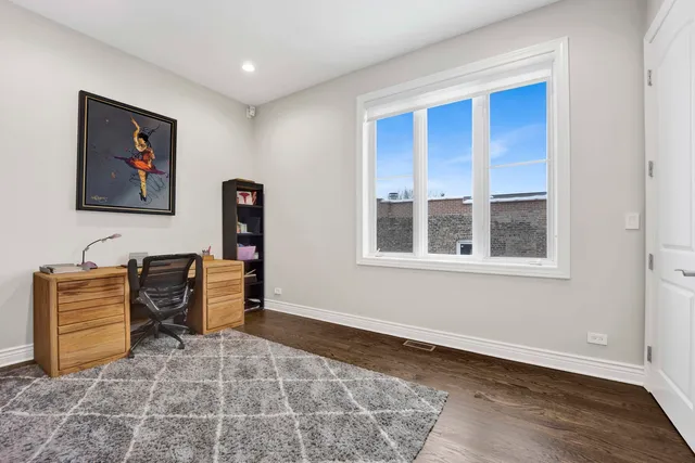 $1,550,000 | 2144 West Erie Street, Chicago, IL 60612