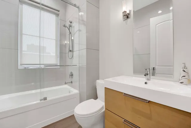 $1,550,000 | 2144 West Erie Street, Chicago, IL 60612