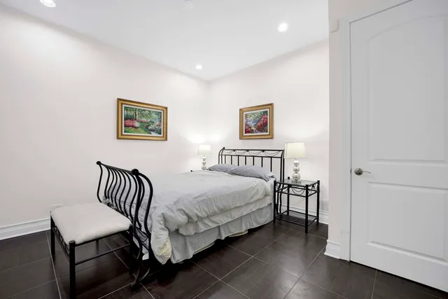 $1,550,000 | 2144 West Erie Street, Chicago, IL 60612