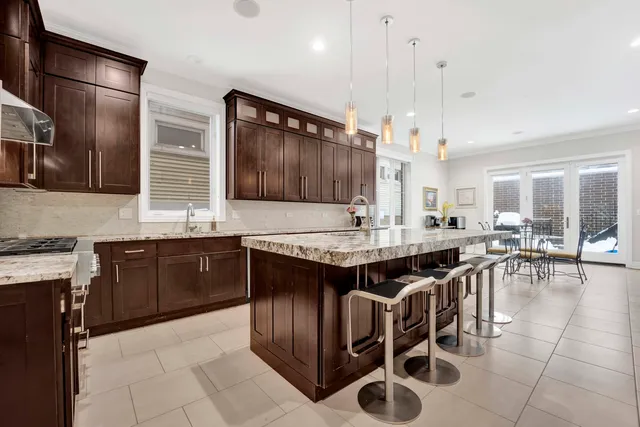 $1,550,000 | 2144 West Erie Street, Chicago, IL 60612