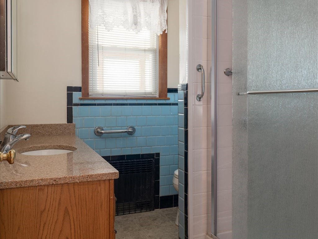39 Walton Street Westerly, RI 02891 - Photo 20 of 34