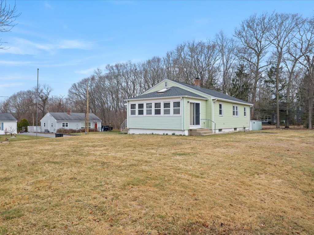 39 Walton Street Westerly, RI 02891 - Photo 30 of 34