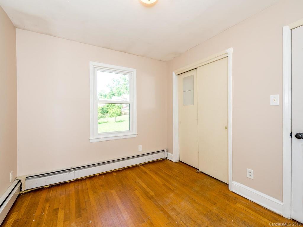 6 West Raleigh Road Asheville, NC 28803 - Photo 23 of 34 Gallery Image 23