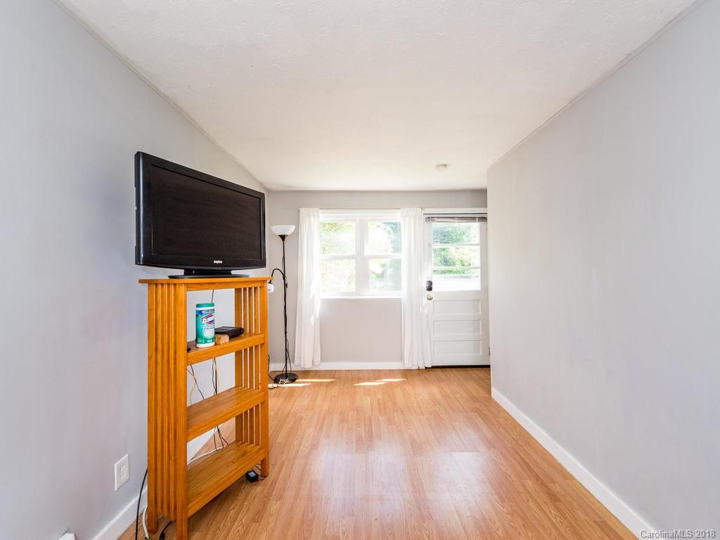 6 West Raleigh Road Asheville, NC 28803 - Photo 28 of 34 Gallery Image 28