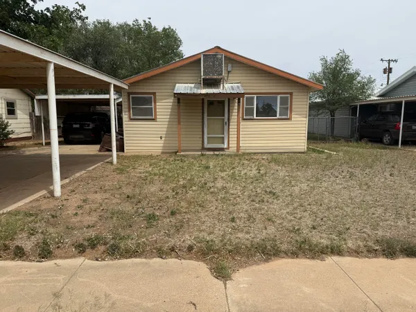 $79,500 | 1808 Avenue East, Petersburg, TX 79250