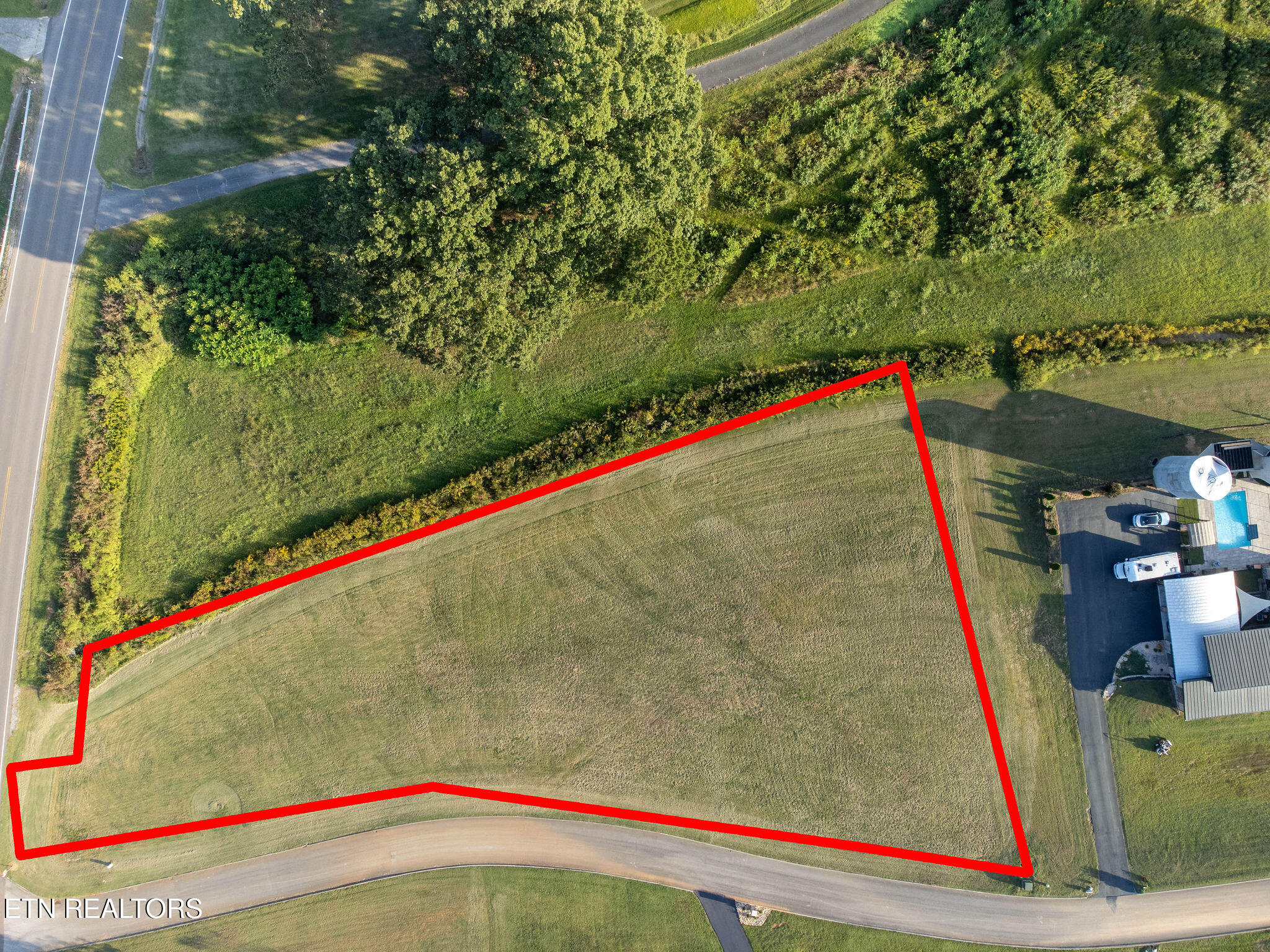 261 Garden Lane Loudon, TN 37774 - Photo 7 of 9 DJI_0210-HDR-Edit (2)