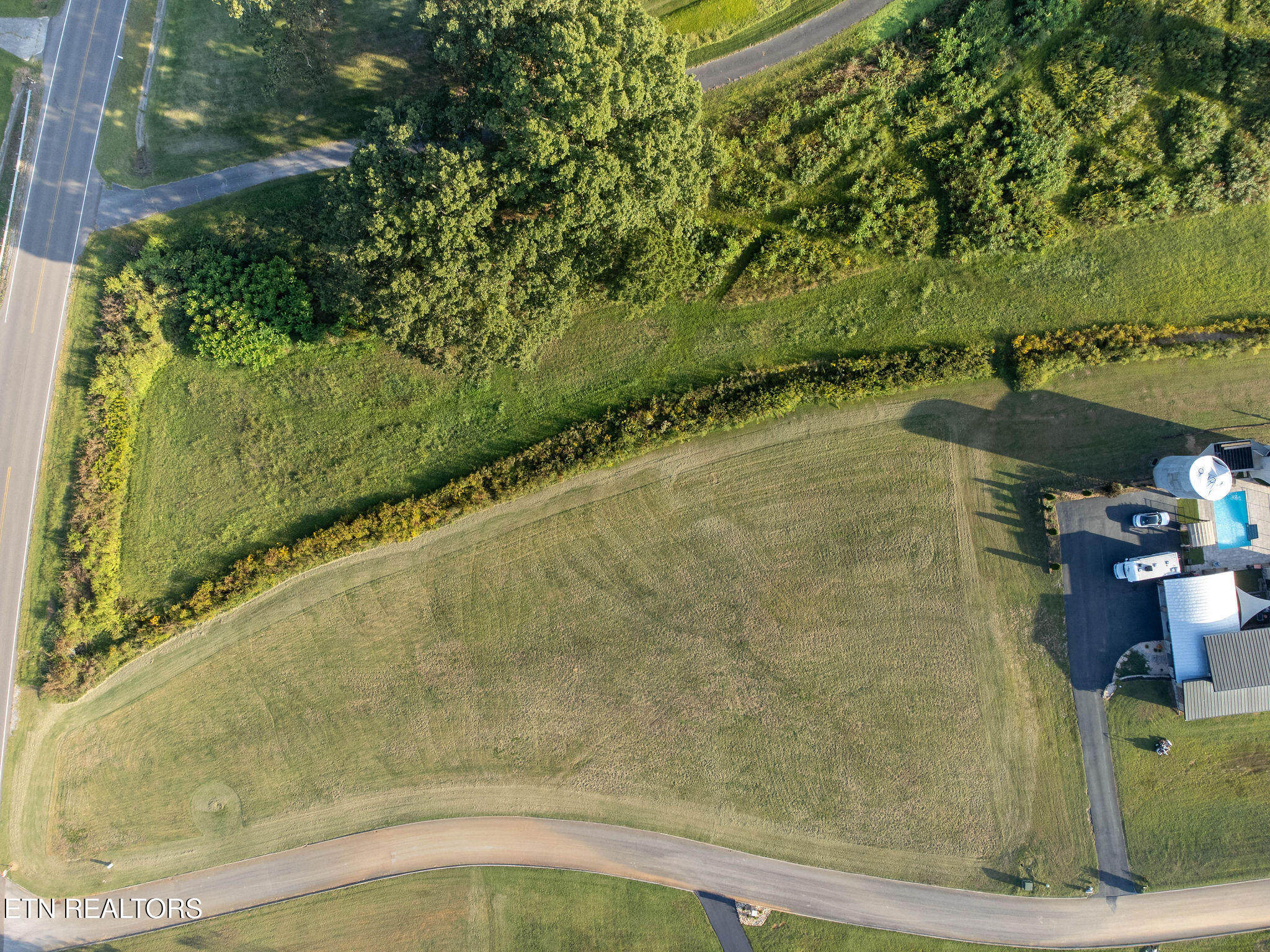 261 Garden Lane Loudon, TN 37774 - Photo 8 of 9 DJI_0210-HDR (1)