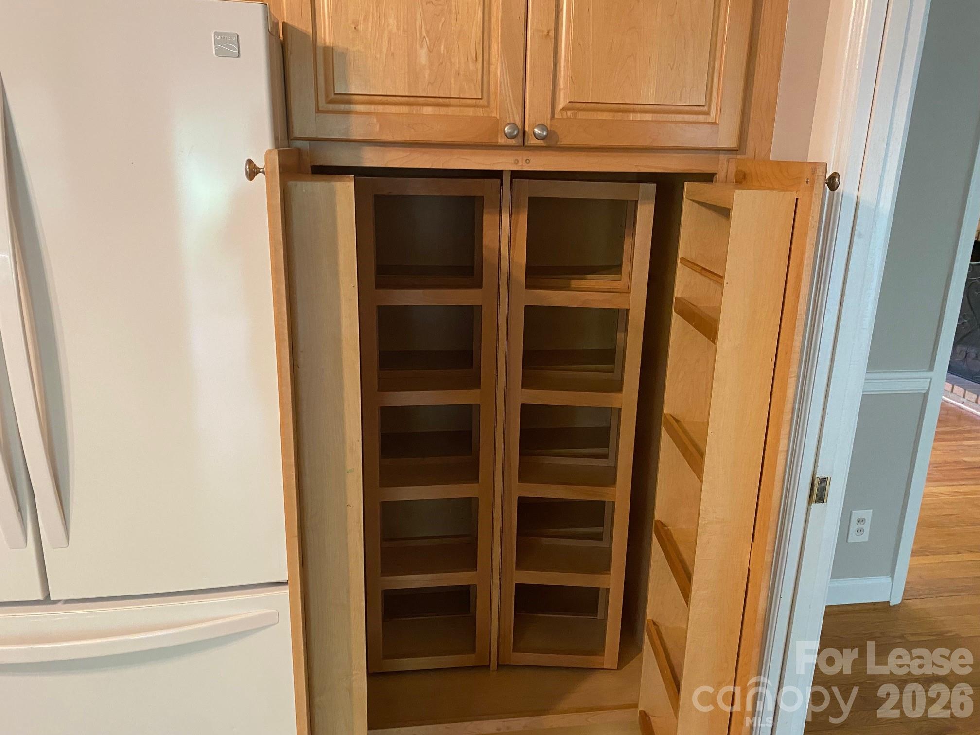3922 Fellsway Road Charlotte, NC 28209 - Photo 19 of 31 a view of walk in closet