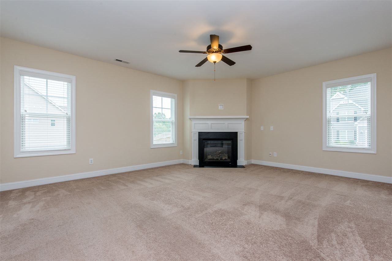 4300 Glengrove Road Raleigh, NC 27616 - Photo 11 of 25 Family Room