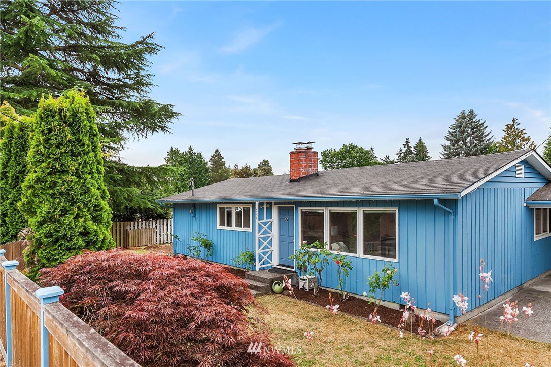 913 Olympia Avenue Northeast Renton, WA 98056 - Photo 2 of 17