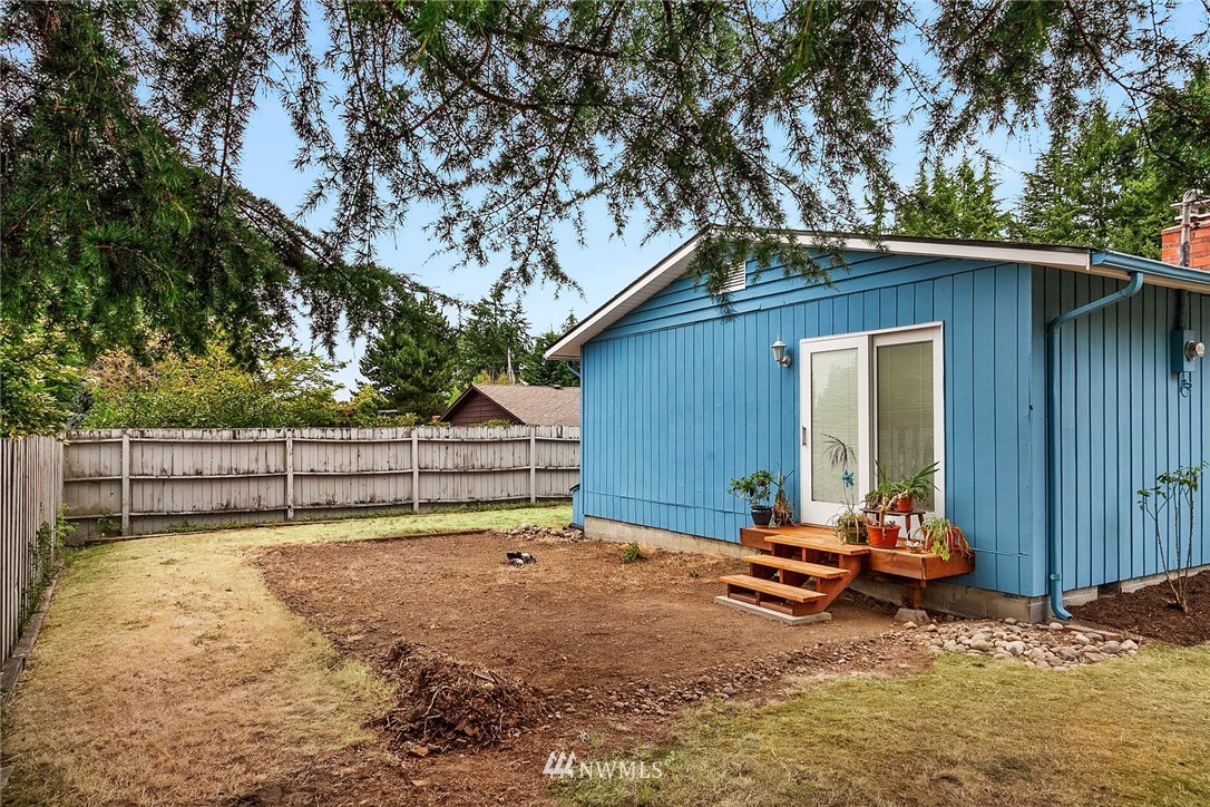 913 Olympia Avenue Northeast Renton, WA 98056 - Photo 17 of 17