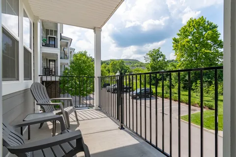 $435,000 | 700 Vintage Green Lane, Unit 205, Franklin, TN 37064