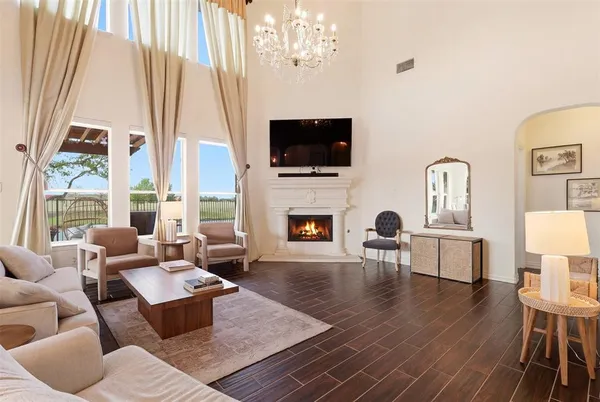 $760,000 | 775 Burr Oak Drive, Frisco, TX 75033