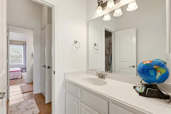 $760,000 | 775 Burr Oak Drive, Frisco, TX 75033