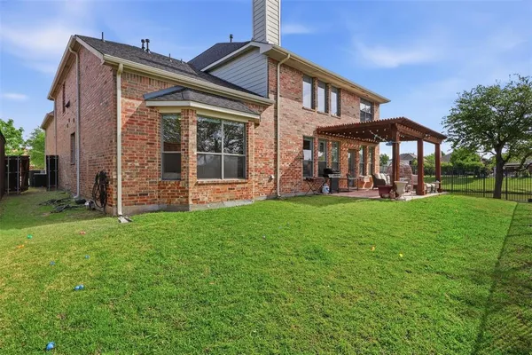 $760,000 | 775 Burr Oak Drive, Frisco, TX 75033