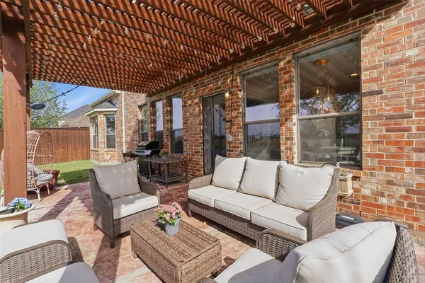 $760,000 | 775 Burr Oak Drive, Frisco, TX 75033