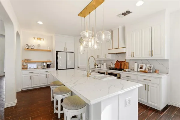 $760,000 | 775 Burr Oak Drive, Frisco, TX 75033