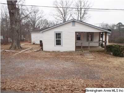 203 Layman Avenue Oneonta, AL 35121 - Photo 1 of 13