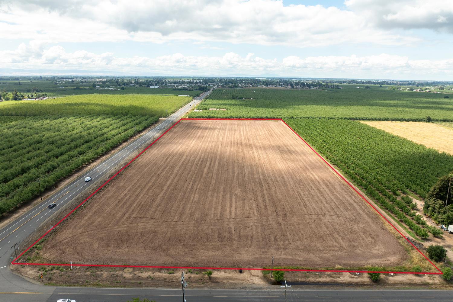 18305 Steinegul Road Escalon, CA 95320 - Photo 2 of 8