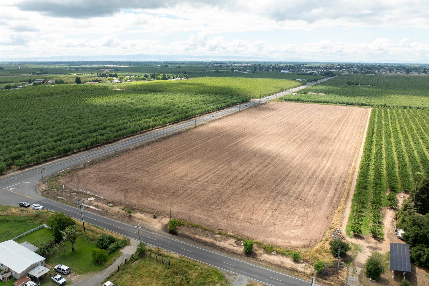 18305 Steinegul Road Escalon, CA 95320 - Photo 3 of 8