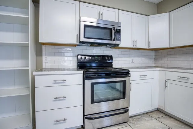 $1,800 | 2303 Twin Oaks Drive, Portland, TX 78374