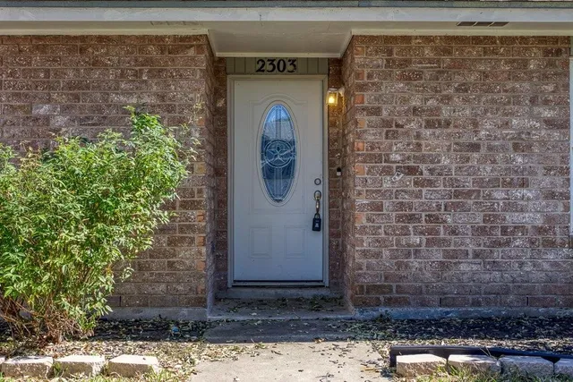 $1,800 | 2303 Twin Oaks Drive, Portland, TX 78374