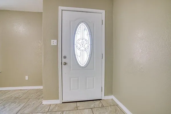 a view of a livingroom with storage