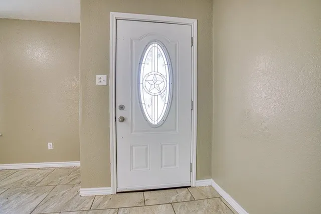 $1,800 | 2303 Twin Oaks Drive, Portland, TX 78374