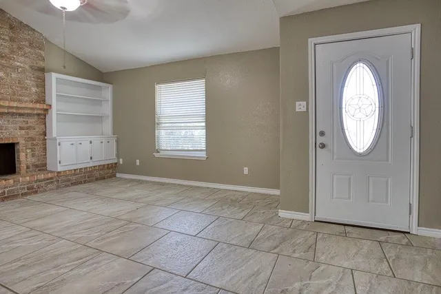 $1,800 | 2303 Twin Oaks Drive, Portland, TX 78374