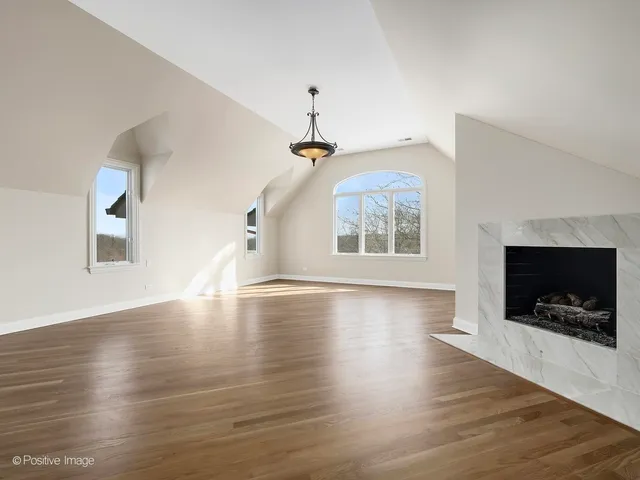 $4,649,000 | 20 Natoma Drive, Oak Brook, IL 60523