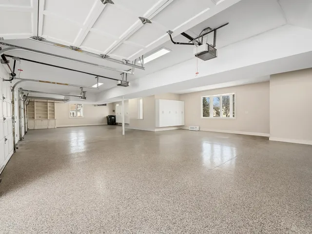 $4,649,000 | 20 Natoma Drive, Oak Brook, IL 60523