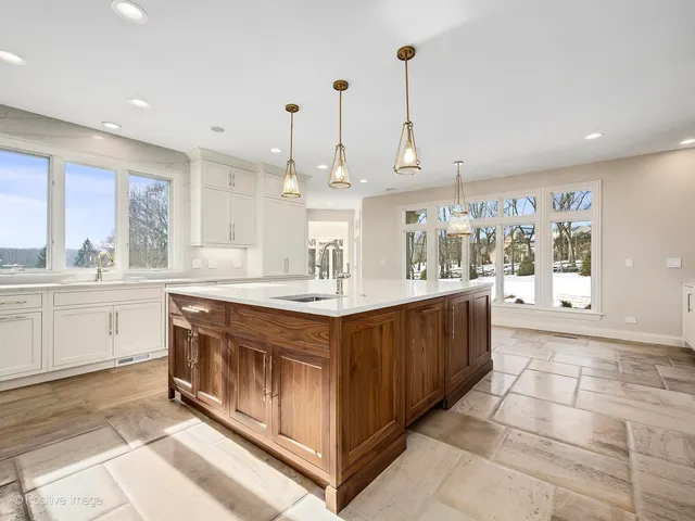 $4,649,000 | 20 Natoma Drive, Oak Brook, IL 60523