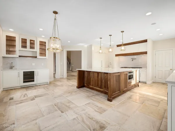 $4,649,000 | 20 Natoma Drive, Oak Brook, IL 60523